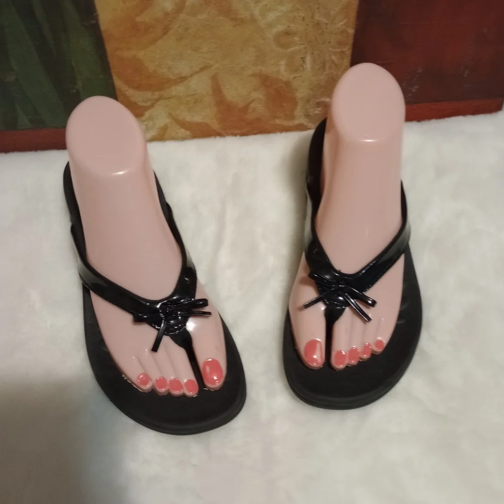 New condition sandals shoes for women size 7.5 - Picture 1 of 3